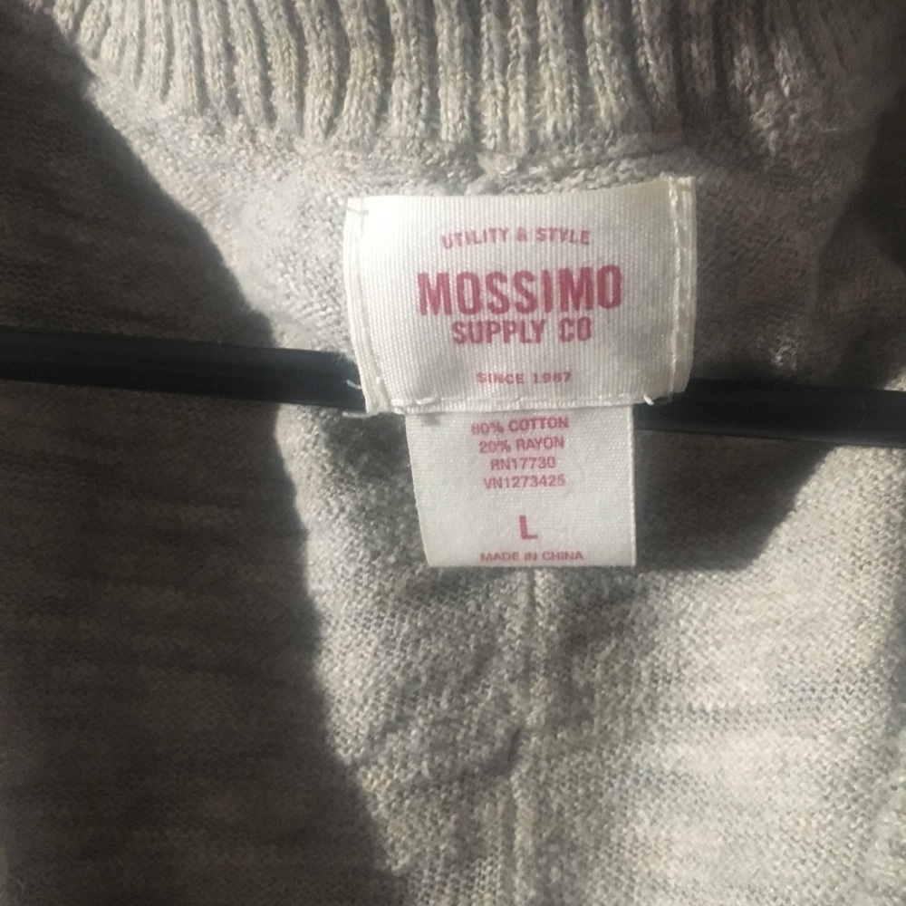 Sweater - Picture 5 of 5